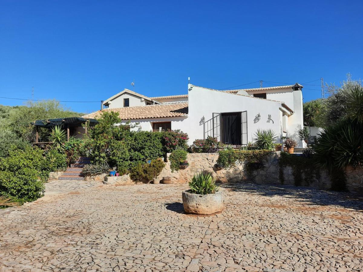 Hacienda La Buena Vida B&B En Appartementen Casita La Bruja Algarinejo Exterior photo